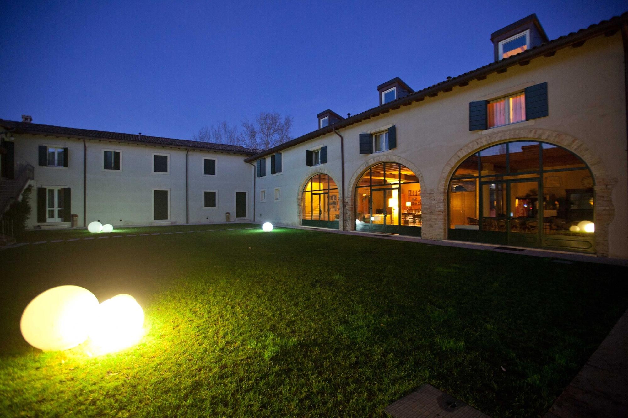 Relais Corte Paradiso Πεσκιέρα ντελ Γκάρντα Εξωτερικό φωτογραφία
