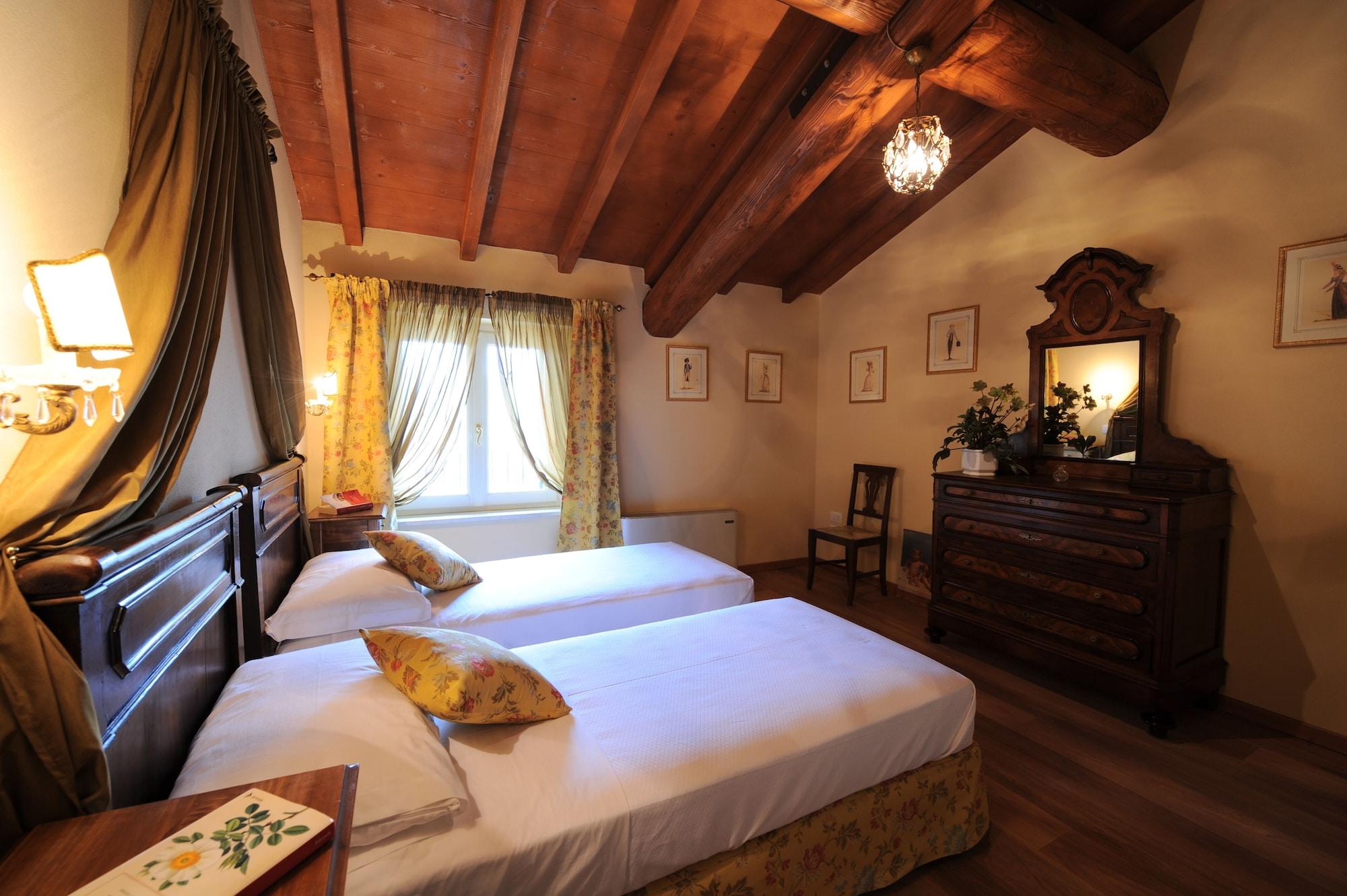 Relais Corte Paradiso Πεσκιέρα ντελ Γκάρντα Εξωτερικό φωτογραφία