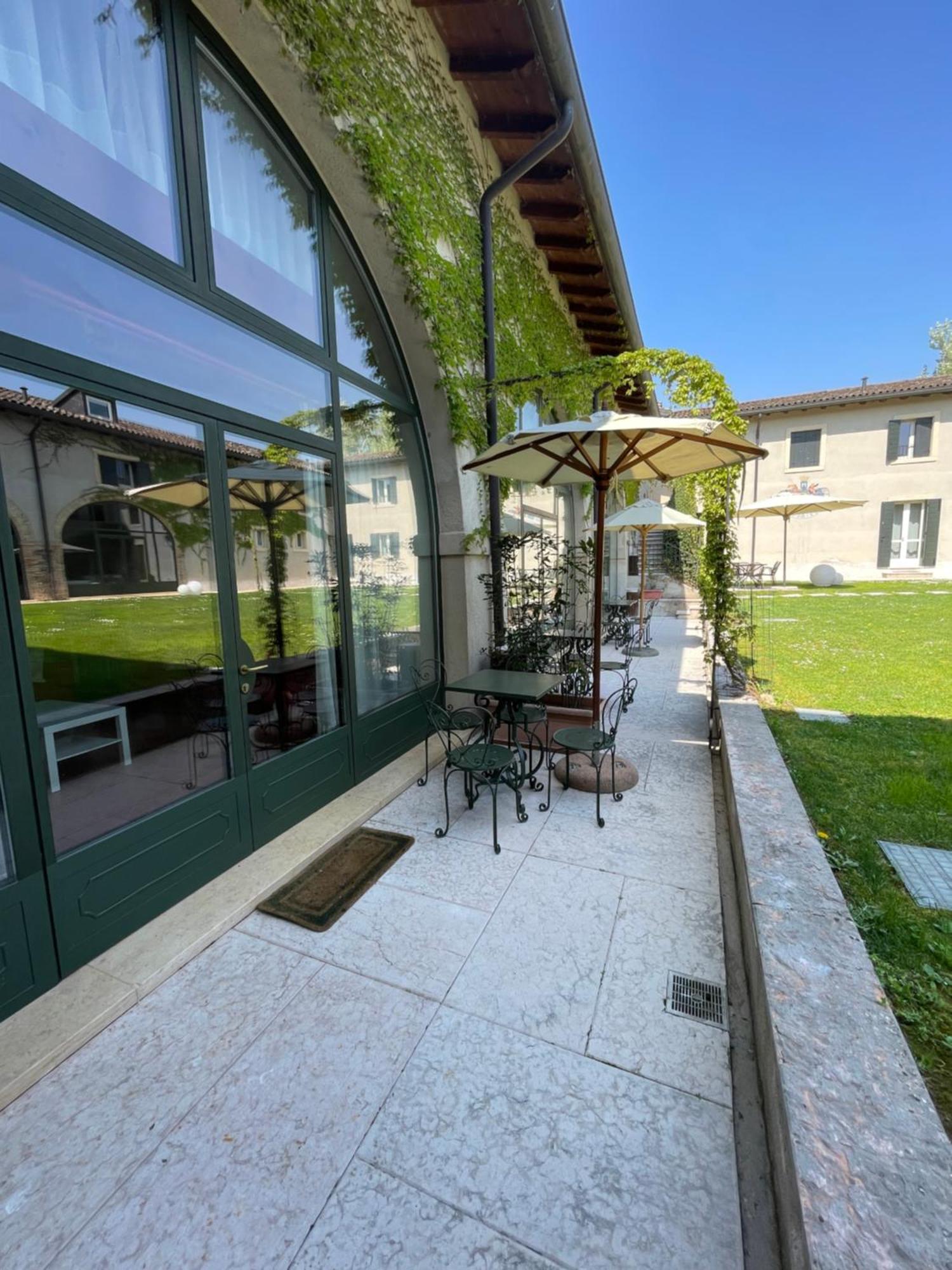 Relais Corte Paradiso Πεσκιέρα ντελ Γκάρντα Εξωτερικό φωτογραφία